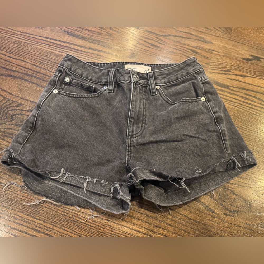 Garage Mom Frayed Hem Jean Shorts